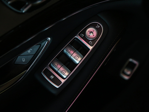 2018S 560 4MATIC {܇ƅ^	