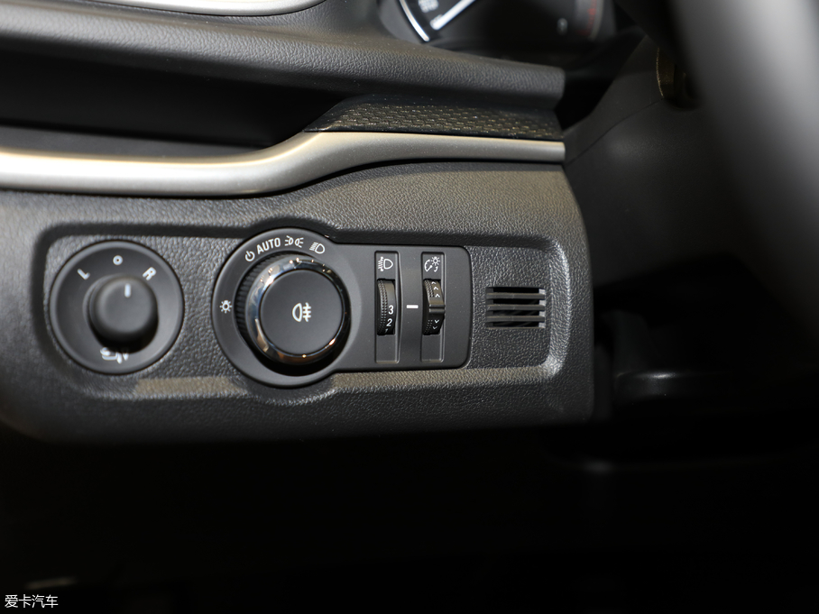 2019Ӣ 18T ԄӻŞ V