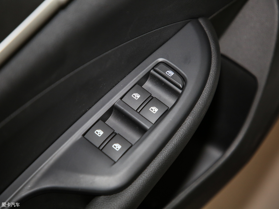 2019Ӣ 18T Ԅ(dng)(lin)Ӣ (gu)V