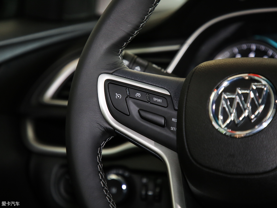 2019Ӣ 18T ԄӻӢ V