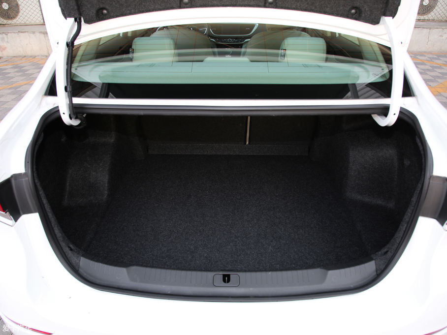 2019Ӣ 15T pxϻ(lin)Ӣ (gu)V