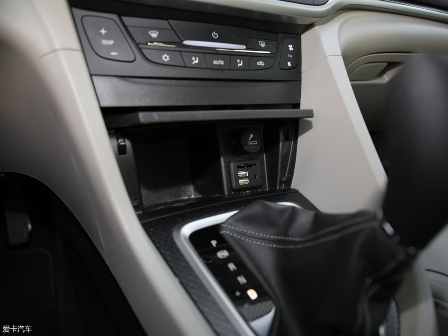 2019Ӣ 15T pxϻӢ V