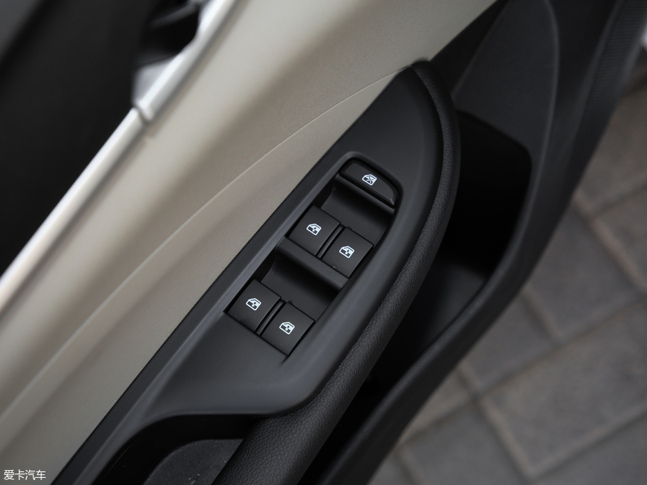 2019Ӣ 15T pxϻ(lin)Ӣ V