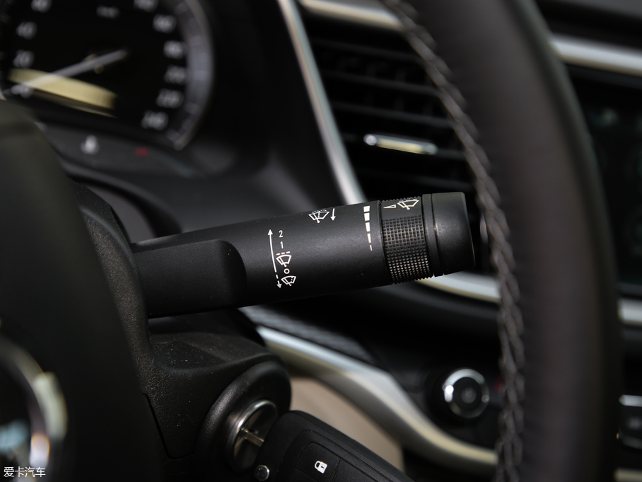 2019Ӣ 15T pxϻӢ V