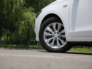 2019款15T 双离合互联精英型 国V 细节外观