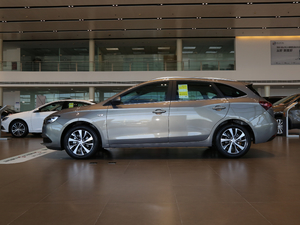 2019款18T 自动互联精英型 国V 正侧（左）