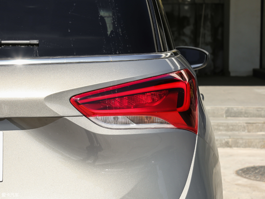 2019eGL6 18T 6(lin)A V