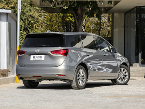 2019款18T 6座互联豪华型 国V 整体外观