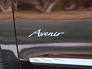 201928T Avenir ^