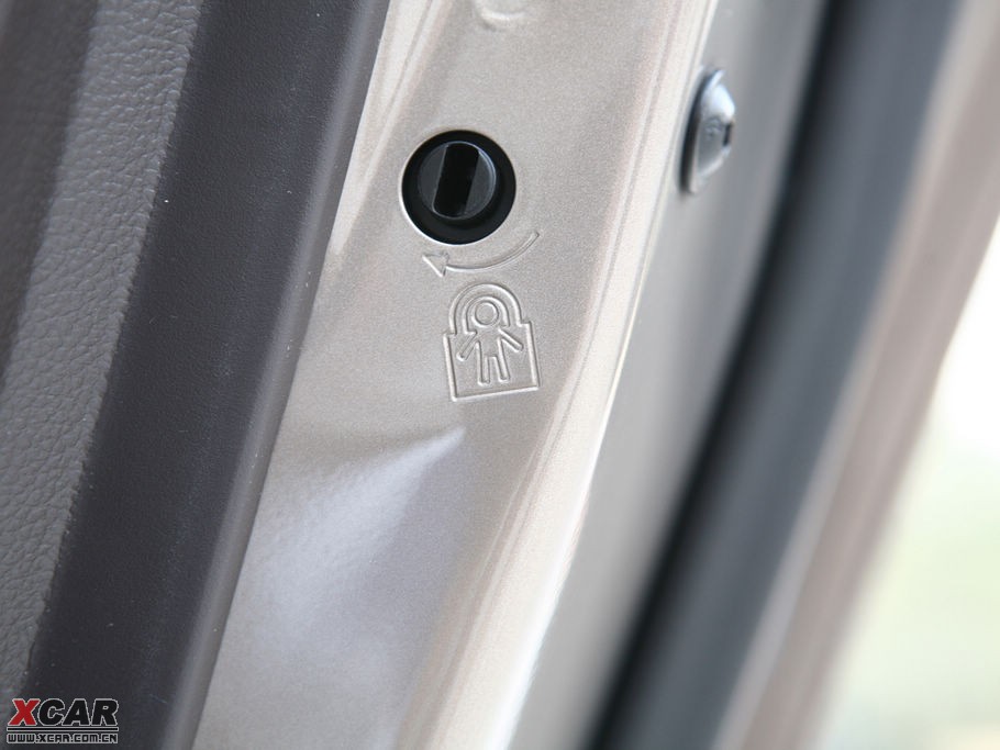 2009����� 2.0L ��Ӣ��