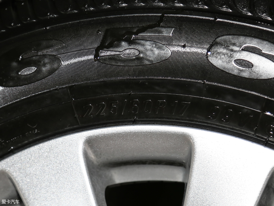 2018eGL8 28T A (gu)VI