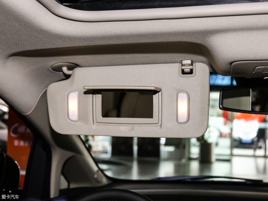 2018eGL8 28T A (gu)VI