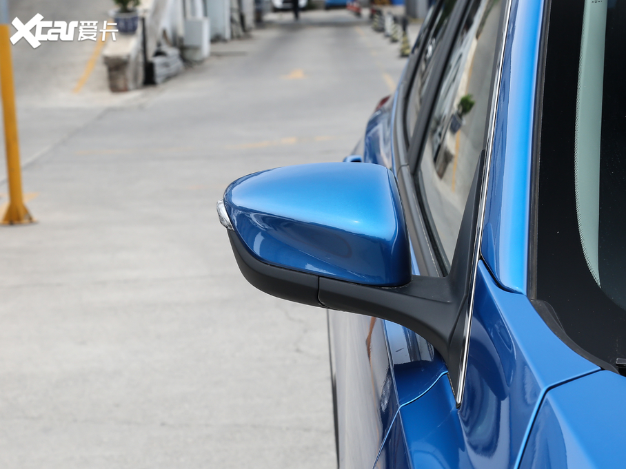 2020 20T GL+ CVTӢ