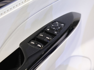 2019 Avenir {܇ƅ^(q)	