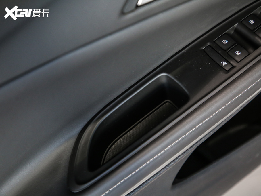 2020������Pro 20T �I����