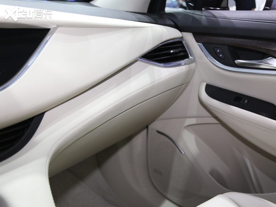 2020 28T (q)AvenirS