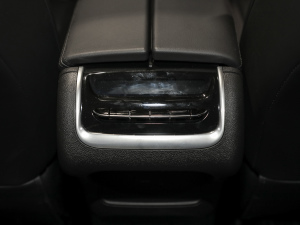 2020款28T 前驱战旗型 中控区
