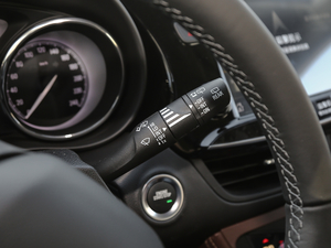 202028T 򌾫Ӣ п؅^