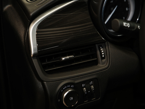 202020T 򌾫Ӣ п؅^