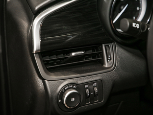 202028T 򌾫Ӣ п؅^