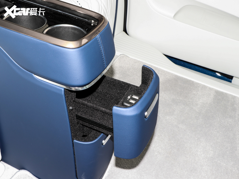 2020eGL8 ES AvenirS Y