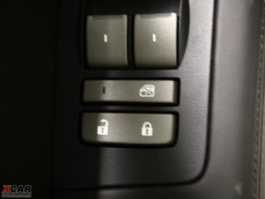 2009a 2.8L Ӣ棨ɫ