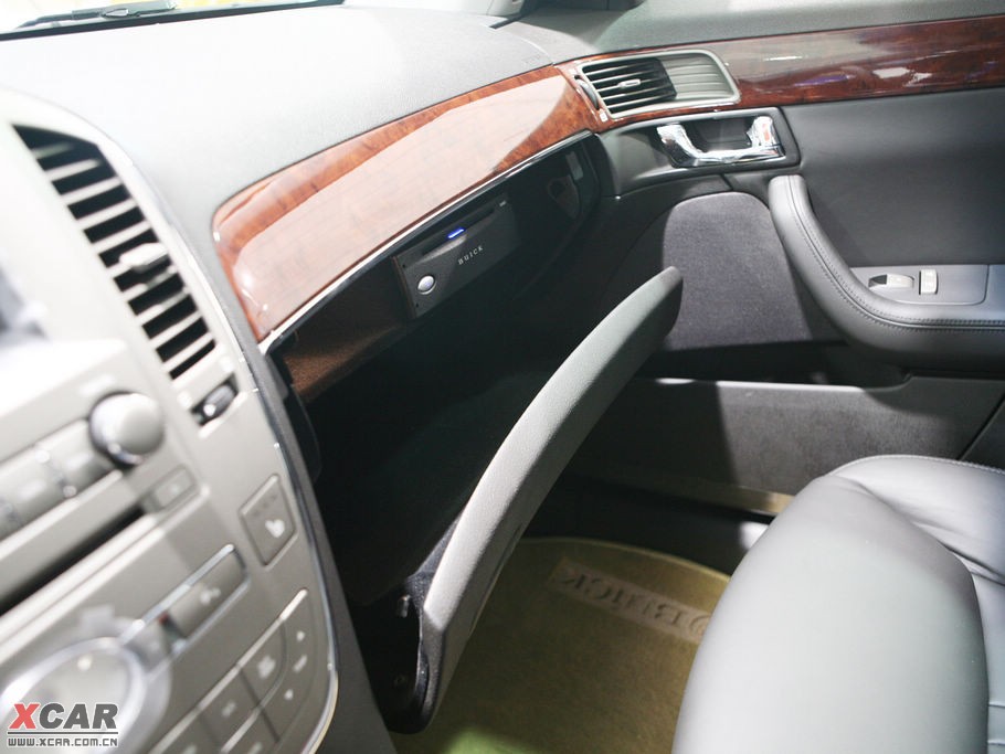 2009a 2.8L Ӣ棨ɫ