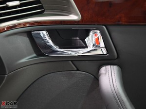 2009款2.8L 精英版（黑色内饰） 空间座椅