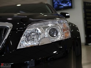 2009款2.8L 精英版（黑色内饰） 大灯