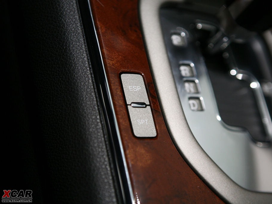 2009a 2.8L Ӣ棨ɫ