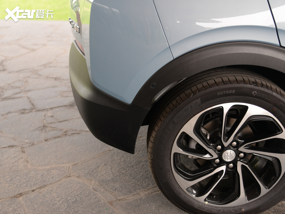 2020��΢�{7 652E ��������