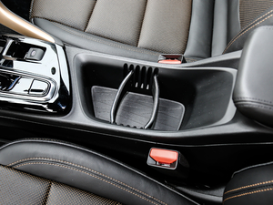 2020652E (lin)ǻ۰ g