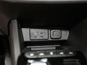 2020652E (lin)ǻ۰ g