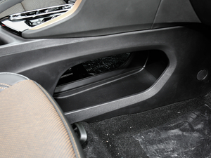 2020652E (lin)ǻ۰ g