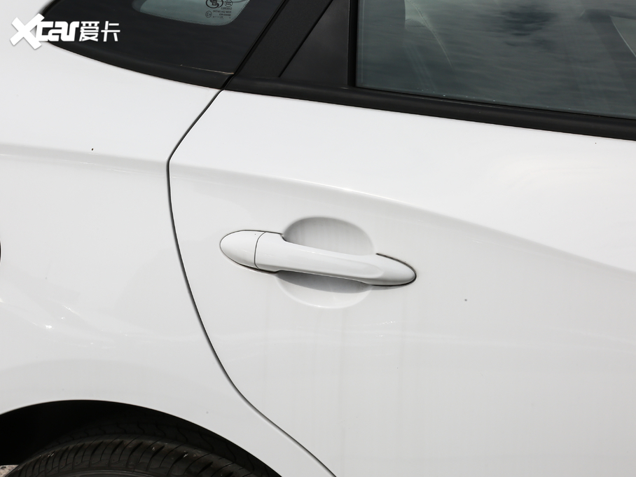 2021Ӣ ䷶ 1.5L Ԅ(dng)M(jn)ȡ