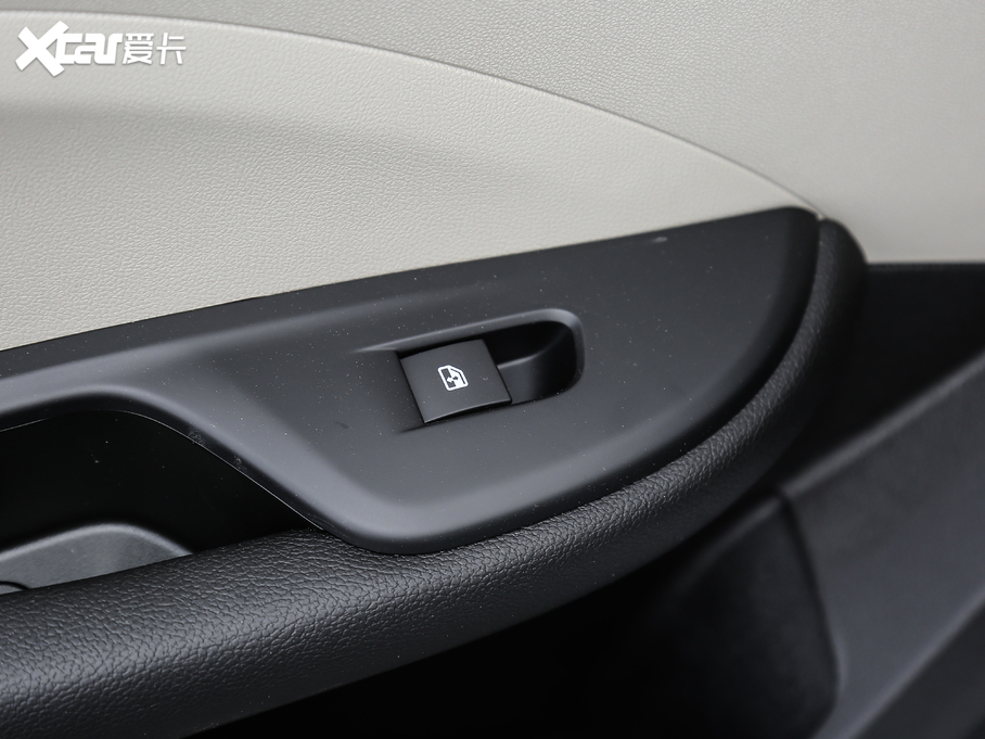 2021Ӣ Ŀ ䷶ 1.5L Ԅ(dng)M(jn)ȡ