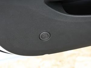 2021䷶ 1.5L Ԅ(dng)M(jn)ȡ g