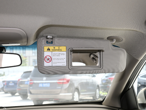 2021䷶ 1.5L Ԅ(dng)M(jn)ȡ g