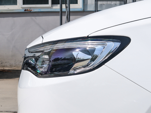 2021Ŀ ䷶ 1.5L Ԅ(dng)Ӣ (x)(ji)^