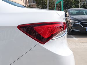 2021Ŀ ䷶ 1.5L ԄӾӢ ^