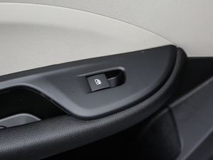 2021Ŀ ䷶ 1.5L Ԅ(dng)M(jn)ȡ g