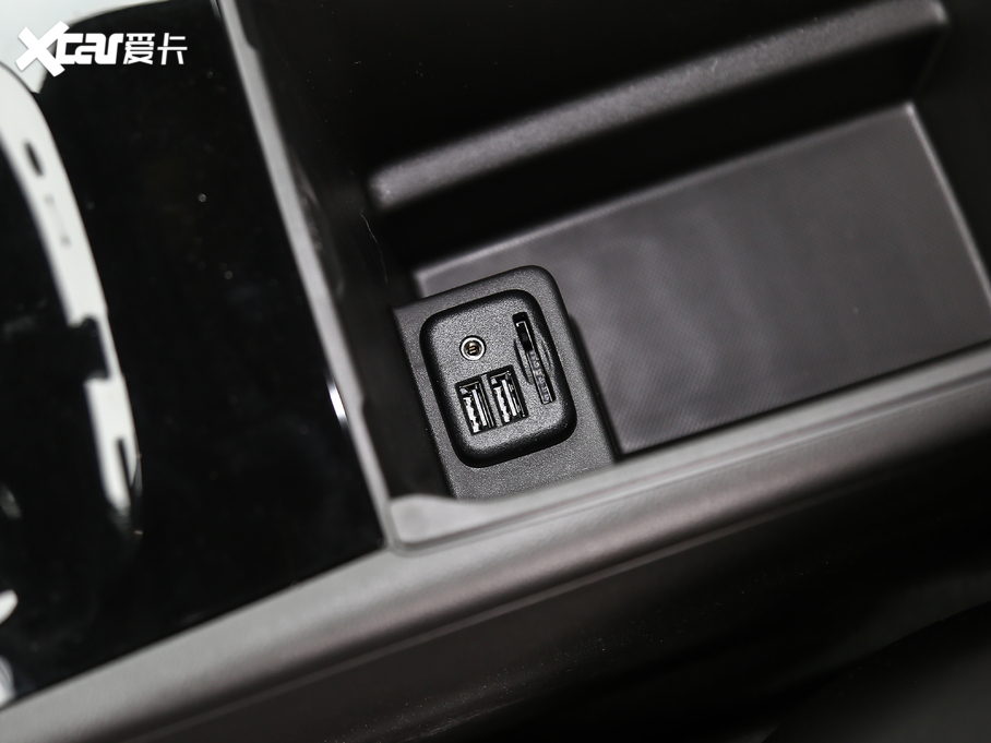 2020�����GS 28T ���F��