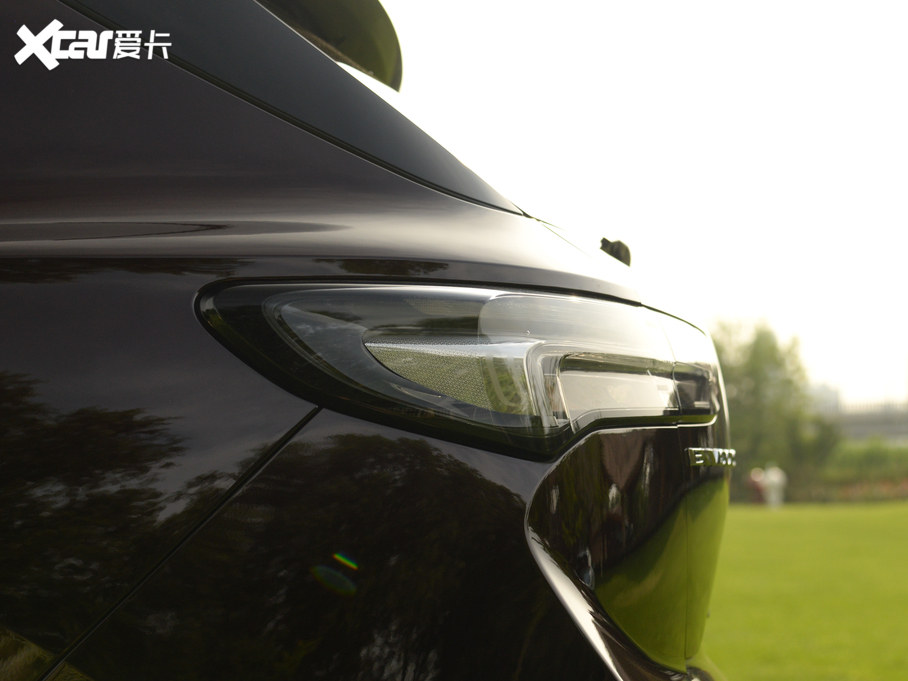 2020S 652T (q)AvenirS