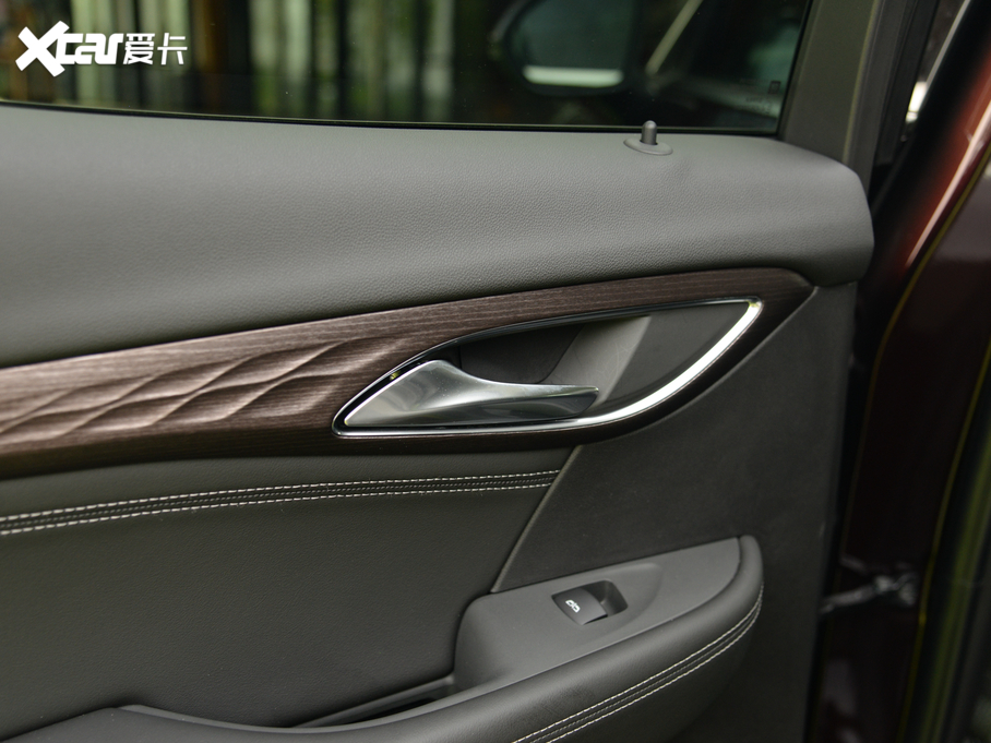 2020S 652T (q)AvenirS