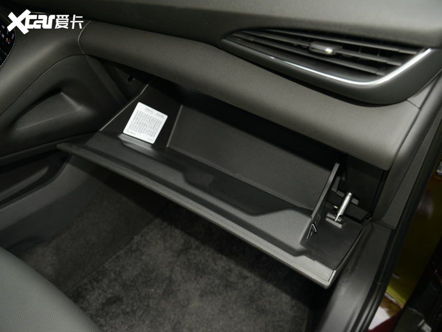 2020S 652T AvenirS