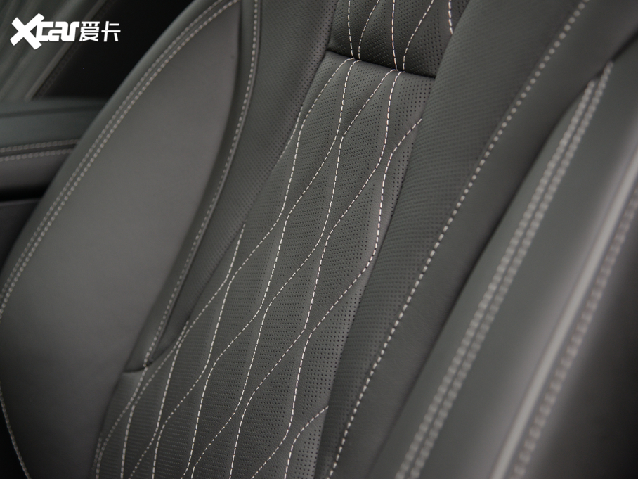 2020S 652T (q)AvenirS