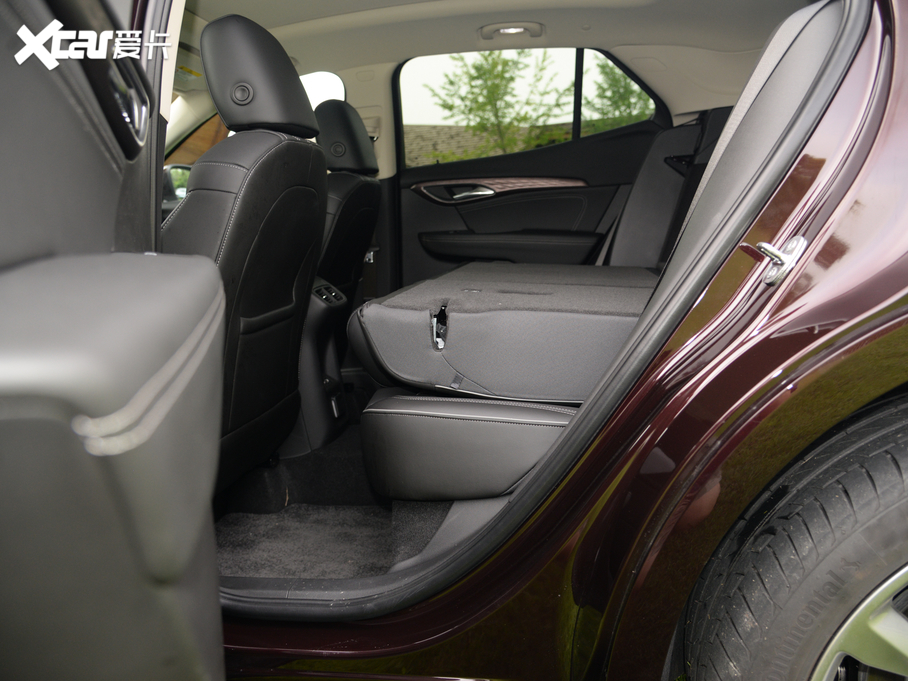 2020S 652T AvenirS