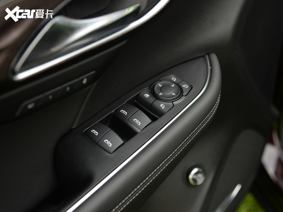 2020S 652T (q)AvenirS