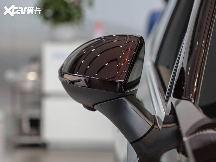 2020S 652T AvenirS