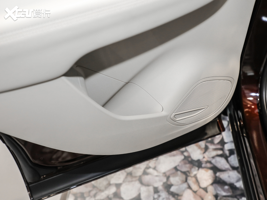 2020S 652T AvenirS